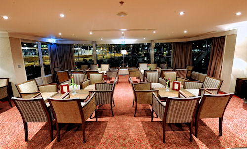 Felicity lounge